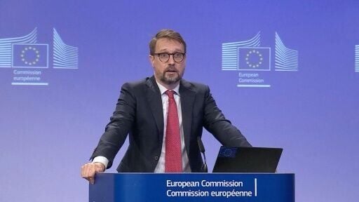 EU says right to peaceful protest 'must be protected' in France