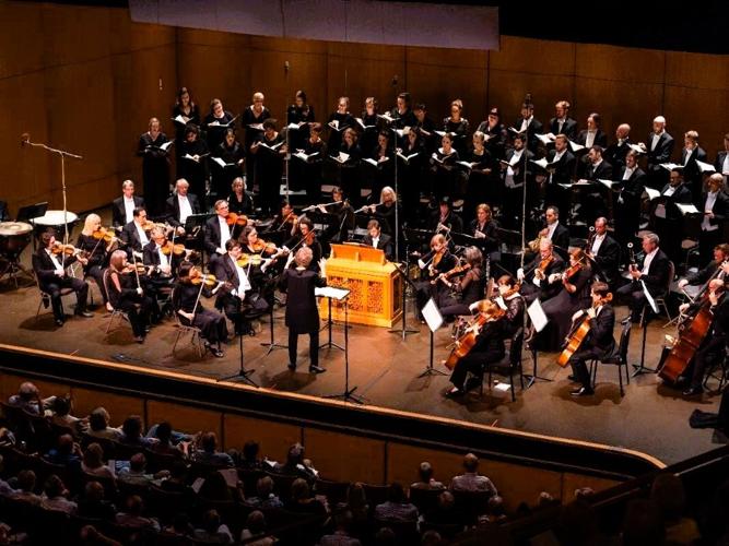 Music of the Baroque's orchestra conducted by Dame Jane Glover. (MOB photo)
