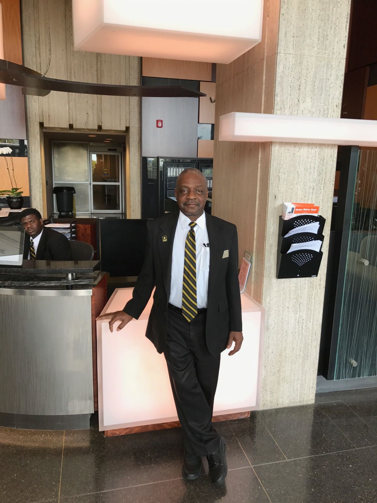 Doorperson Gifts Charles Mosley_400 E. Randolph_JonCohn