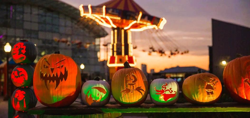 Navy Pier has a variety of fall festivities and Halloween happenings for you to enjoy! (Navy Pier photo)