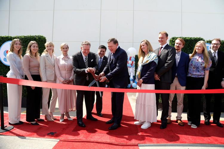 Jel Sert whips up jobs and jello in $10M Illinois expansion