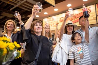 Guests toast to Chicago Star's continuing success at its 2nd annual Streeterville Week Kick-Off party at Mariano's Lakeshore East. (Photo by Kelsy Goodwin)