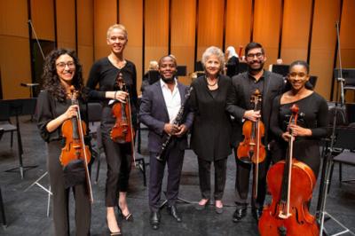 Project Inclusion fellows Audrey Lee, Alexandria Hill, Edwardo Rios and Lindsey Sharpe pictured with clarinetist Anthony McGill and Music Director Dame Jane Glover (February 28, 2022).
