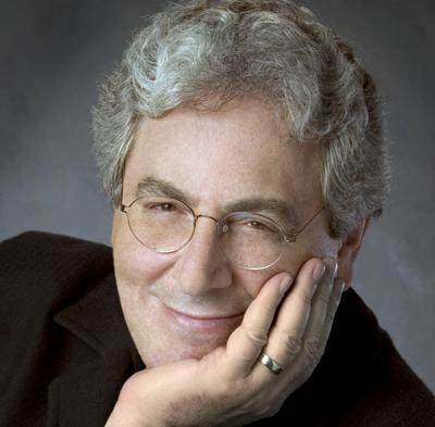 Harry Caray's Tavern at Navy Pier will host a blow-out bash to celebrate "Groundhog Day" and the 10th anniversary of the passing of the show's director Harold Ramis with the show's cast attending. (Photo courtesy of SONY Pictures/ Suzanne Hanover))