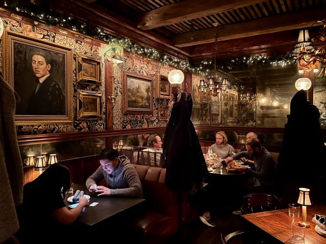 Armitage Ale House dining room. (1000 W. Armitage)