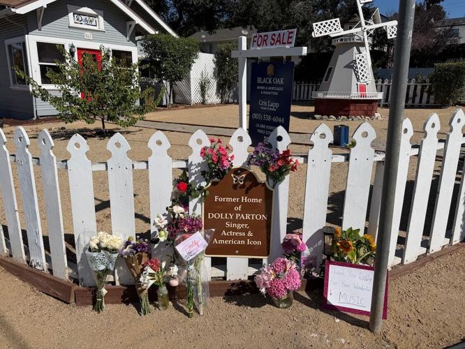 Dolly Parton’s adorable California cottage sells for $1.95 million, after multiple offers. (Chris Lapp photo)
