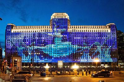 The One of a Kind Holiday Show returns to the Merchandise Mart (theMART) Dec. 7-10. (Photo courtesy of One of a Kind Holiday Show)