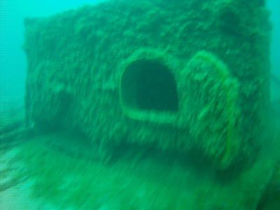 forgotten shipwrecks are beneath Lake Michigan
