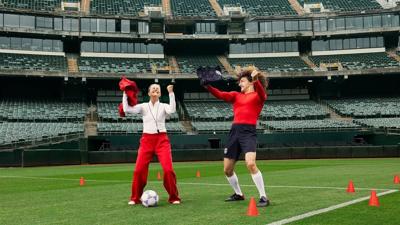 5 surprisingly paw-some ways soccer stars and cats are alike