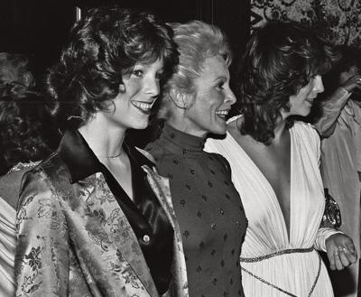 Jamie Lee Curtis mourns sister Kelly Curtis, who passed at age 69