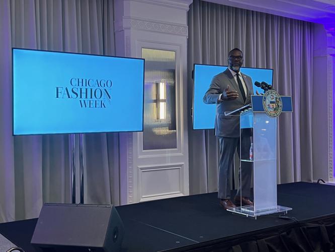 Mayor Brandon Johnson cheerleading for Chicago Fashion Week. (Photo Candace Jordan)