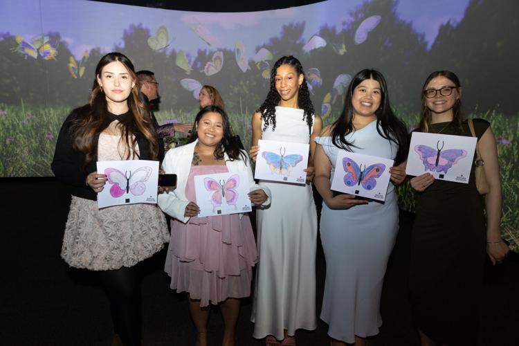 Peggy Notebaert Nature Museum ball guests. (Ana Miyares photo)