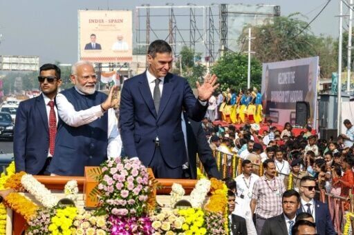 Spanish Prime Minister Pedro Sanchez (C) visited India where he was welcomed by counterpart Narendra Modi