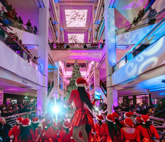 Forward Momentum dance company performs at Illuminate 900 in 2024. (900 Shops photo)