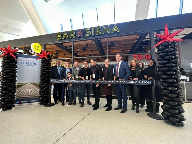 Local favorites Bar Siena and The Hampton Social open at O’Hare International Airport