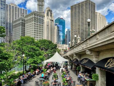 Feasting al fresco: Guide to enjoying Chicago's patio dining scene