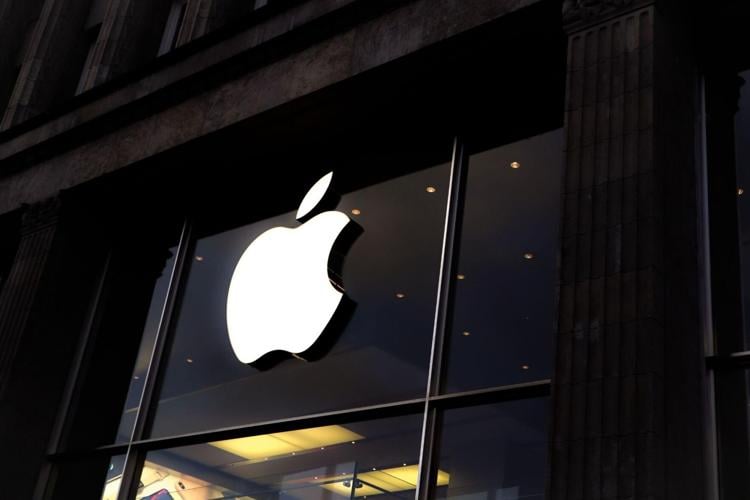 Payouts begin in Apple's $500 million iPhone slowdown lawsuit