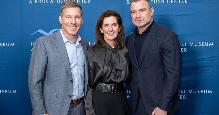 Actor Liev Schreiber headlines emotional Illinois Holocaust Museum dinner