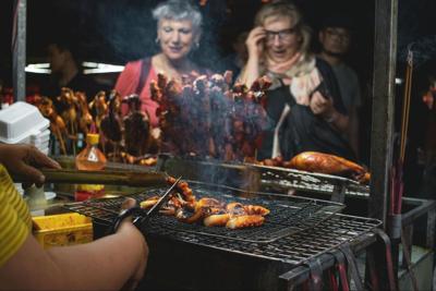 Smoke, sauce, and stars! Windy City Smokeout sizzles back in July