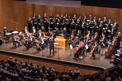 Dame Jane Glover leads the Music of the Baroque Orchestra. (Photo by Elliot Mandel, courtesy of Music of the Baroque)