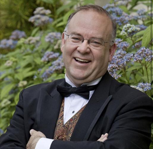 Andrew Megill will conduct the Music of the Baroque's Holiday Brass & Choral Concerts. (Photo courtesy of Music of the Baroque)b