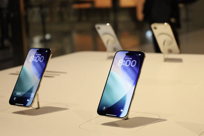 Apple agrees to $250M settlement over iPhone AI issues
