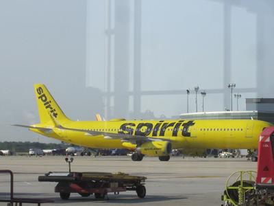 Spirit Airlines ceases operations, marking first time in 25 years an airline has shutdown