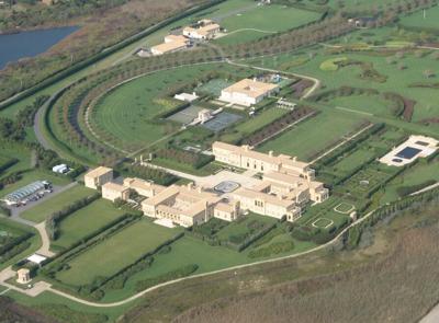 Fair Field in the Hamptons. (Wikimedia Commons photo)