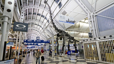 O'Hare faces flight caps amid airport race