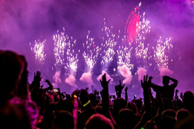 AsTaylor Swift’s Eras Tour ends, she gives her crew millions in bonuses