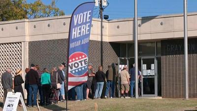 Early voting in Denison