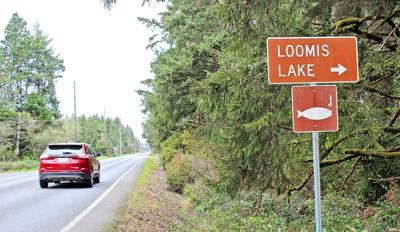 Loomis Lake sign