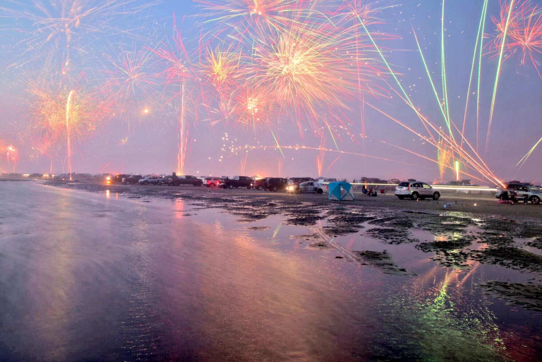 Unveiling the Spectacle: Long Beach, Washington Fireworks 2025