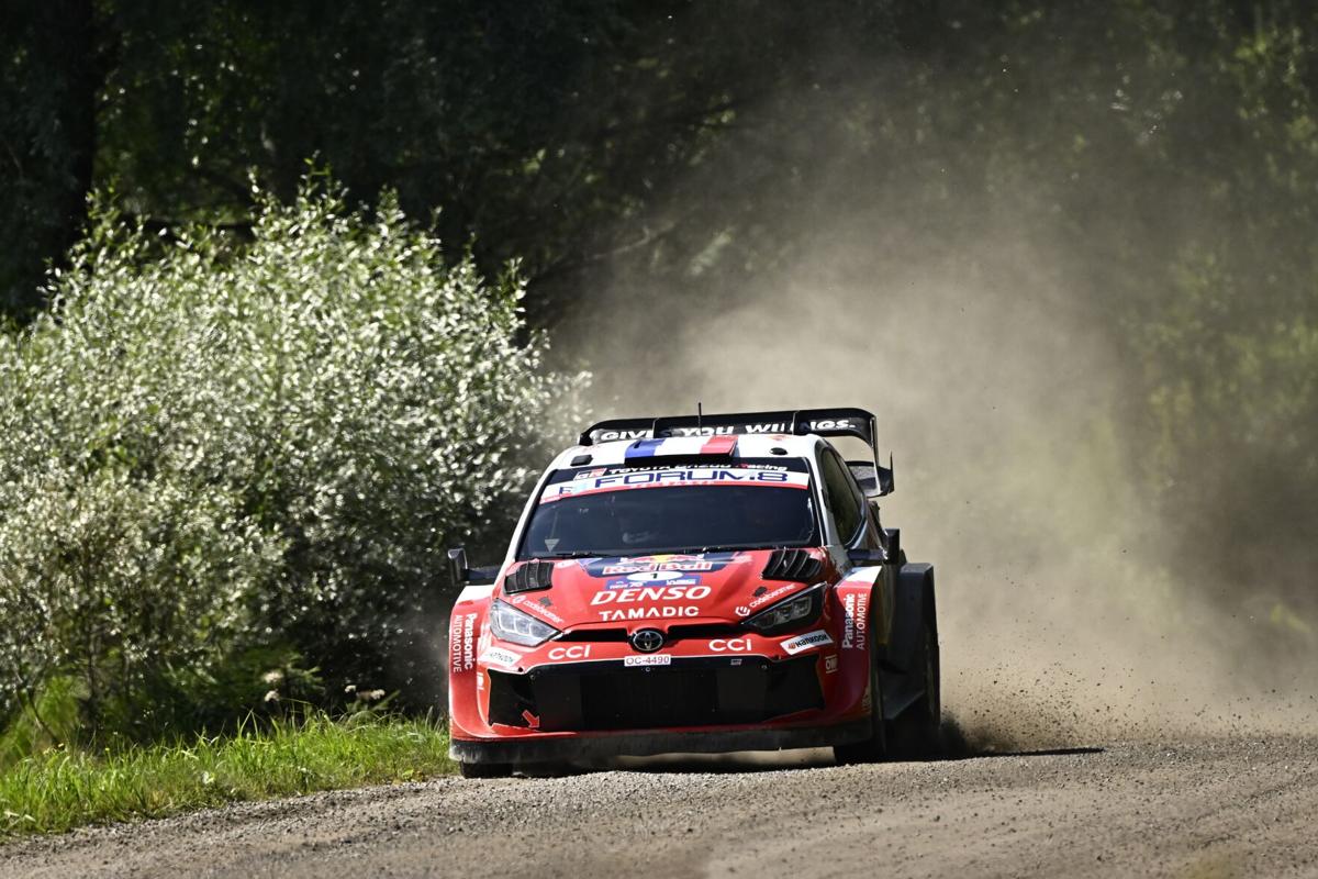 Finland Rally Auto Racing