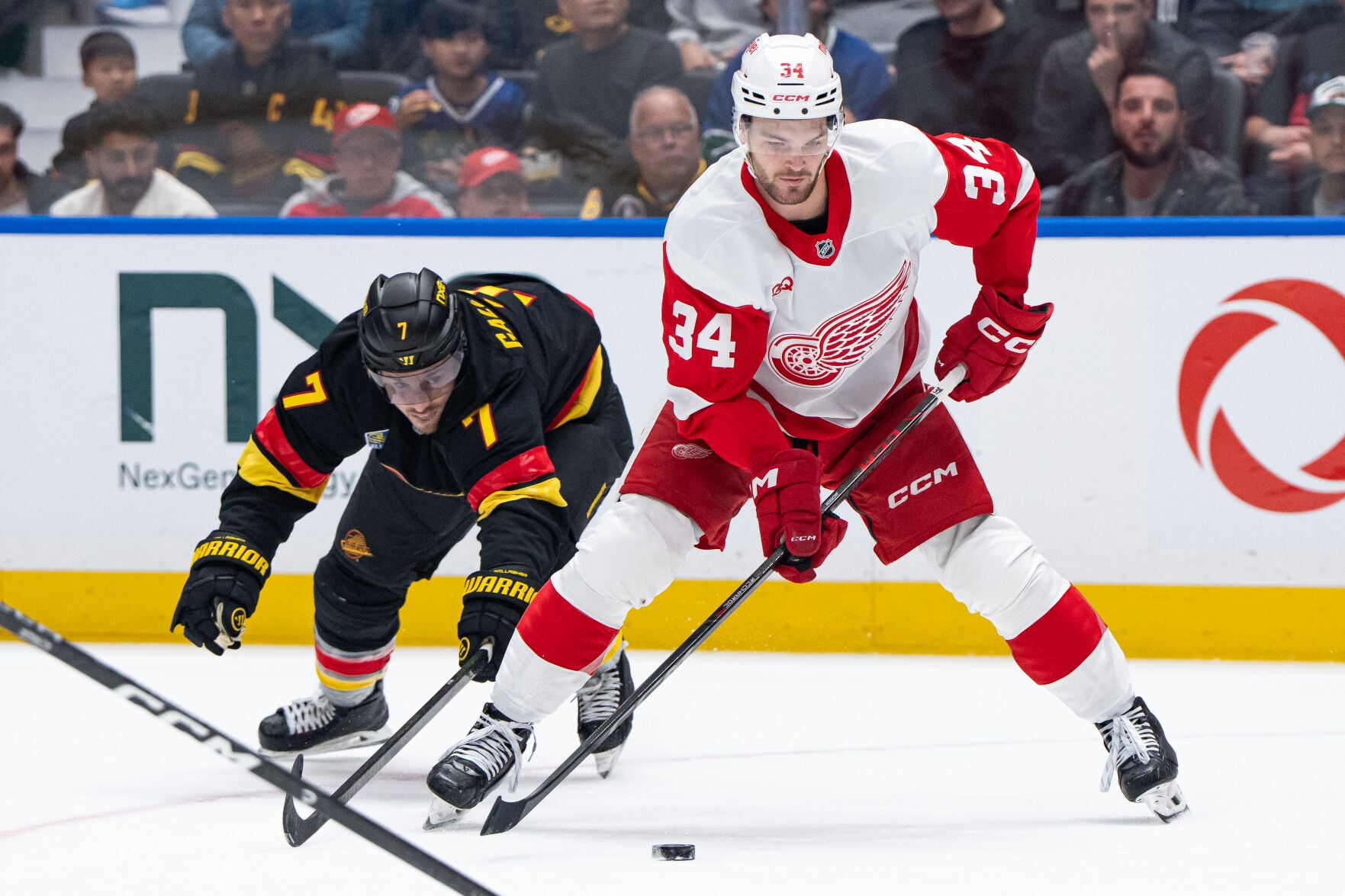 Red Wings Canucks Hockey | Wire | chronicle-tribune.com