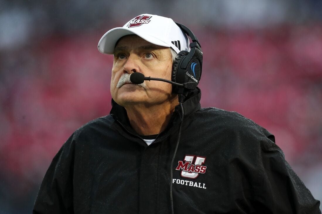 UMass Fires Coach Don Brown Amid 2-8 Season | Wire | Chronicle-tribune.com