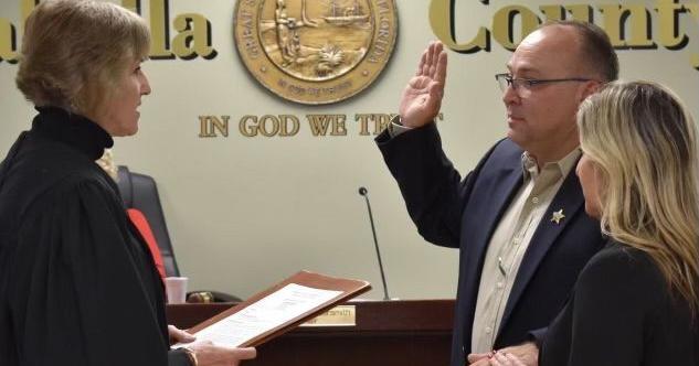 Commissioners sworn in | Local News | chronicleonline.com