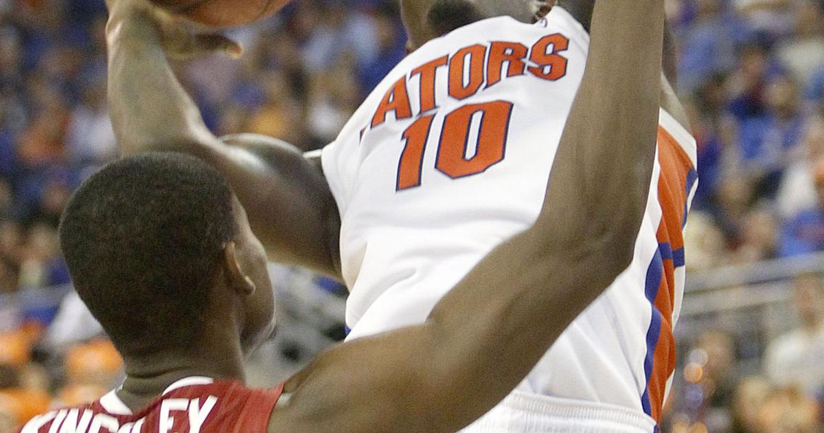 Gators Eat Razorbacks Gators edge Razorbacks | Local Sports | chronicleonline.com