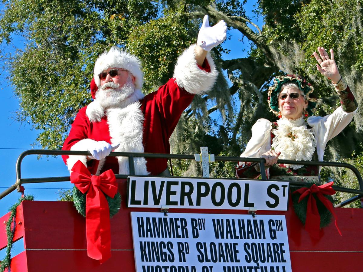 Inverness Christmas Parade soaks up sun, holiday cheer Local News