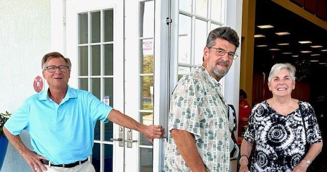 Oak Run residents enjoy Brooks and Dunn tribute