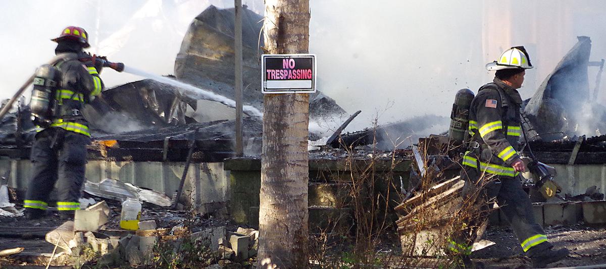 Fire destroys Crystal Riverarea home; no injuries reported Local