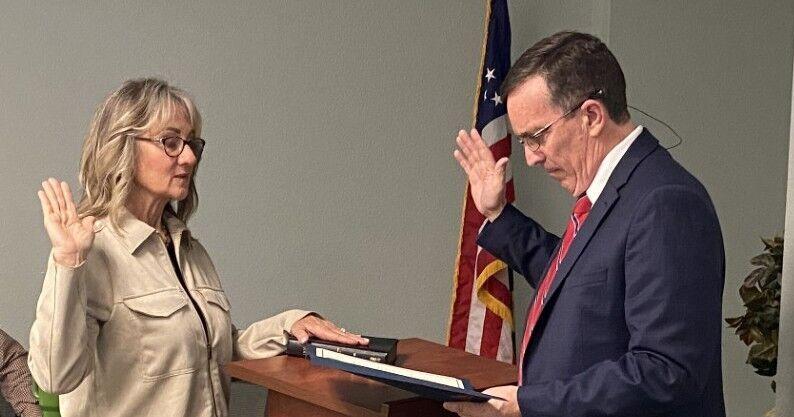 Hastings seeks full council term