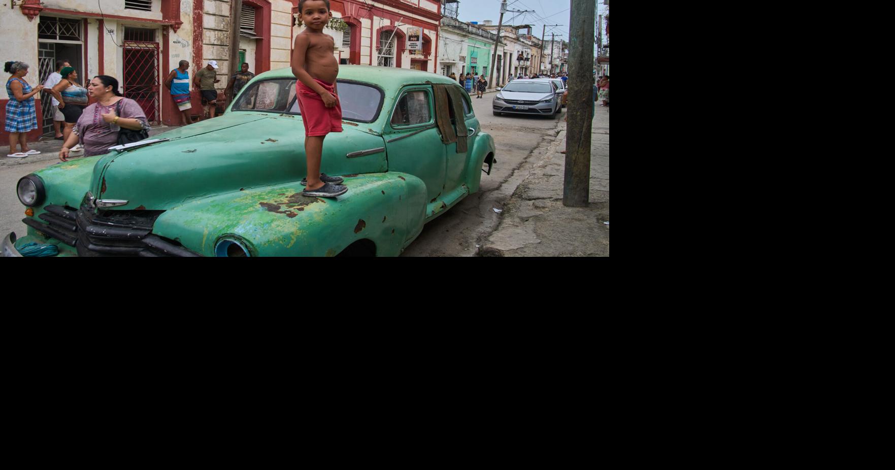 APTOPIX Cuba Daily Life | Nation / World AP news of the day