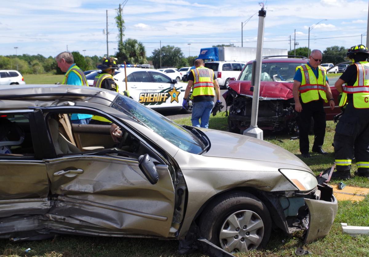 Pair Of Women Injured After Minivan T Bones Car At Crystal River Intersection Local News Chronicleonline Com