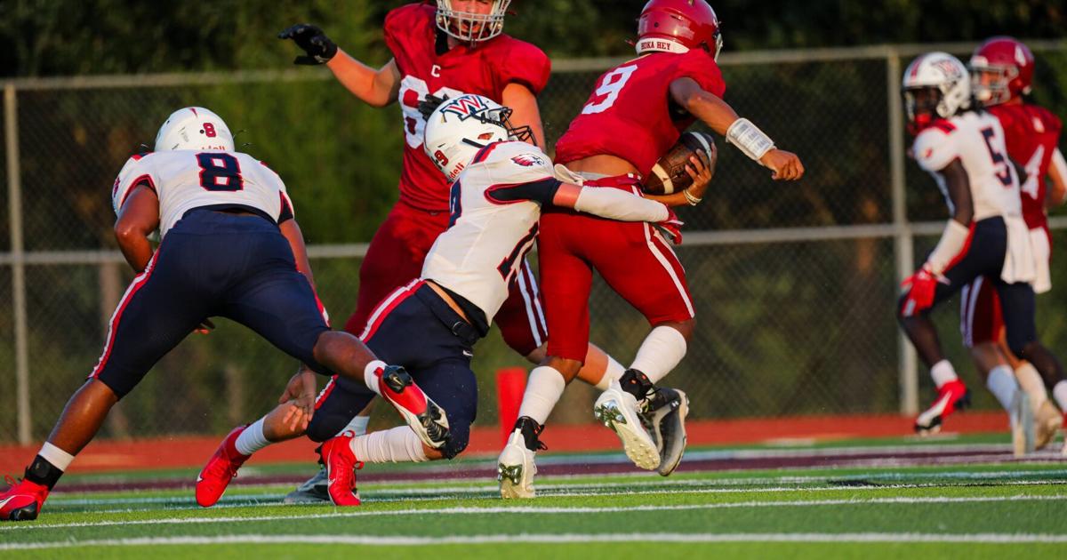 Wakulla downs Chiles 21-17 for Friday night rivals crown | Sports ...