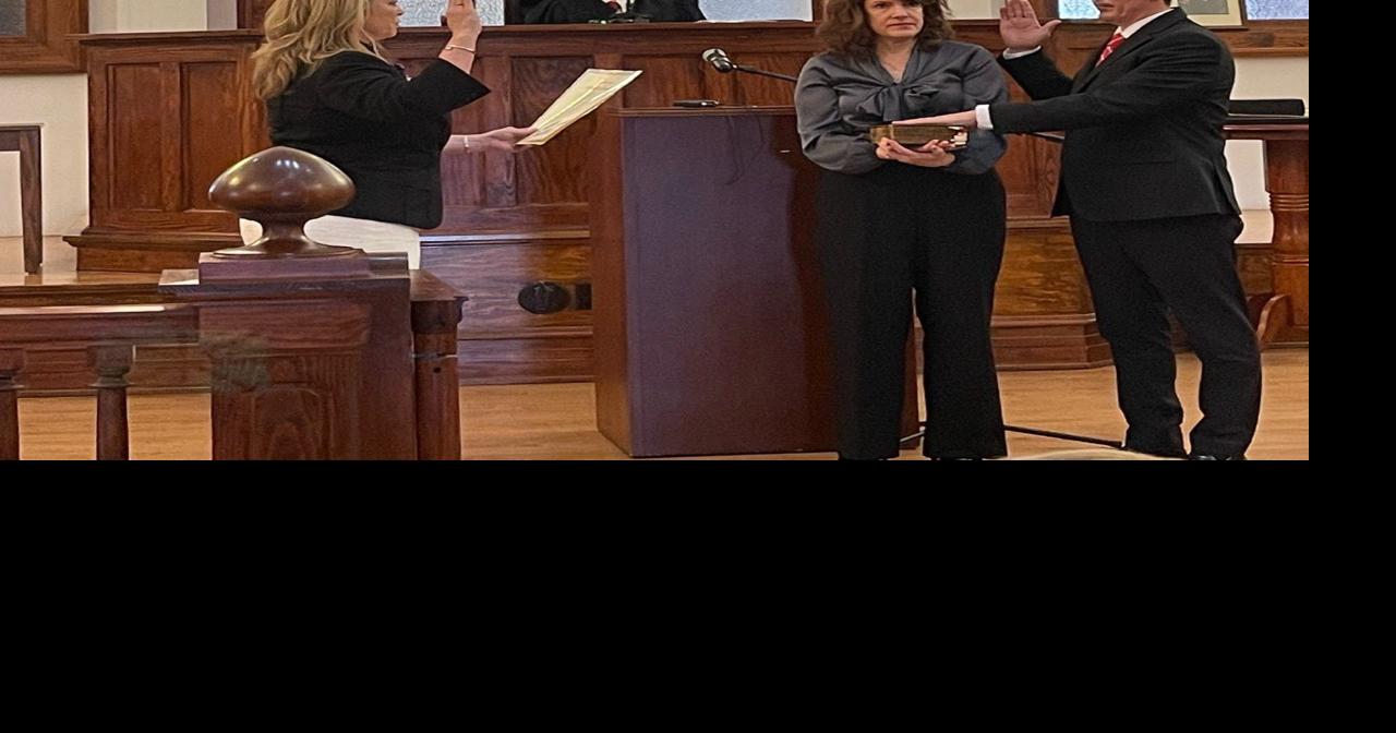 Judge Spaight sworn in | Local News | chronicleonline.com
