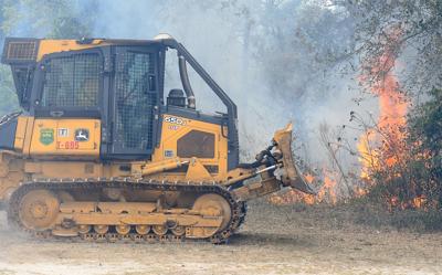 Dry Conditions Prompt County To Issue Burn Ban Local News Chronicleonline Com