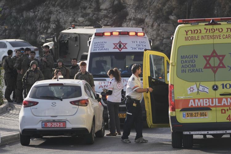 Israel orders closure of the West Bank after soldiers kill 2 ...