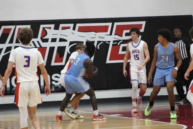 High School Boys' Hoops: Chiefland Defeats Branford For Fifth Win Of ...