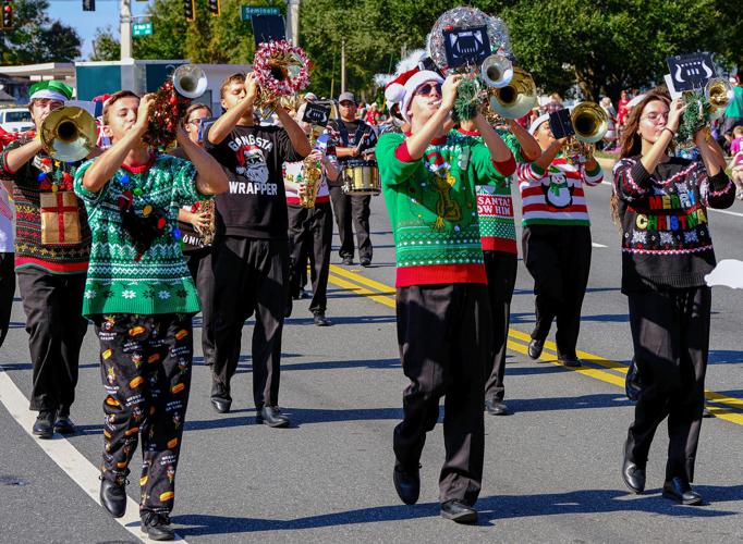 Inverness celebrates Christmas with annual parade Local News
